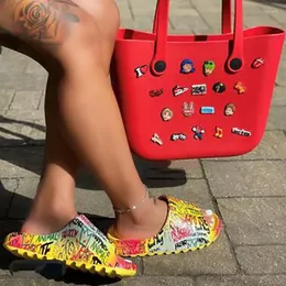 Umhängetaschen 2024 Sommer Mode Lässig Damen Handtasche EVA Einfarbig Lagerung Loch Tasche Große Kapazität Strand Reise