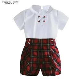 T-shirts 2024 Clibeso Spanish Outfit For Little Boys Summer Childrens Top and Bottom Clothes Set nyfödda Vit skjorta + Plaid Pants L240311