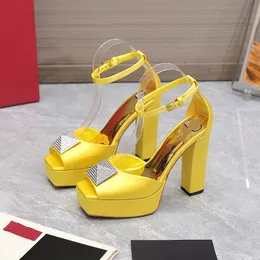 Yeni Tasarımcı Sandaletler, kadınlar için topuk ayakkabıları kapak Kristal Square Tepk