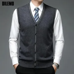 Top Quality Autum Fashion Brand 6 Wool Cardigan Sweater V Neck Knit Vest Men Solid Trendy Sleeveless Casual Clothing 240312