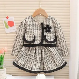 Kids Girls 2pcs Clothes Set Children Coat OutwearSkirts Vintage Tweed Outfits for 1-8ys Fashion Plaid Student Suit 240301