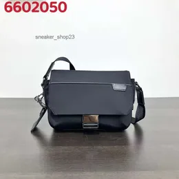 حقيبة ظهر حقيبة Tum1 Tumy Tumy Crossbody Bags Harrison الأحرف الأولى من حقائب الظهر المصمم 66020505D الكتف اليومي الرياضي للرجال Womens Single NQH3