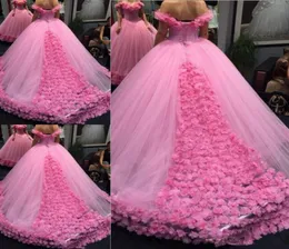 Prom Dress 2020 الفاخر 3D Floral Ball Ball Offshelder Train Train Quinceanera Dresses Sweety 15 Girls Masquerade Ords8930652