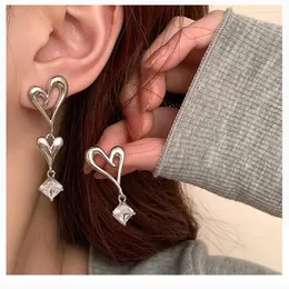 Dangle Earrings Lesfei Korean Fashion Temperament Hollow Out Asymmetric Love Zircon Pendant For Women Jewelry Gifts