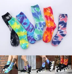 Highquality Cotton Skate Sock 6 Colours Mężczyzn Sock Kneehigh Zabawny jazda na rowerze Running Turing Tieb Dye Stockings Designer Socks EJY5654351