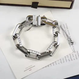 Lyxdesigner armband klassiska modearmband män och kvinnors charmarmband neutrala designer armband smycken tillgängliga med eller utan låda