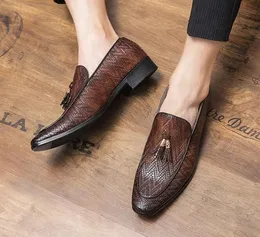 Masculino tástels designer couro sapatos de verão mocassins vistos de festas de casamento de rua