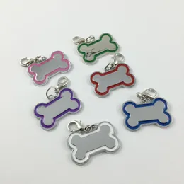 30 pezzi / lotto Creativo carino in acciaio inossidabile a forma di osso fai da te pendenti per cani Tag di carta per collari personalizzati Accessori per animali domestici312r