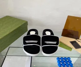 Designer Joint Slippers For Men and Women mode Ny tjock sula tofflor Slides Bekväm plysch Slide Casual Summer High Quality5300855