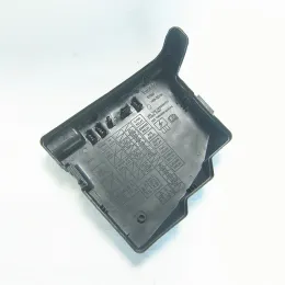 Biltillbehör Interiörer FUSE BOX UPPER COVER DG80-66-76Y FÖR MAZDA 2 2007-2012