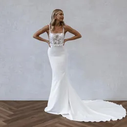 Abito da sposa a sirena Top con applicazioni in pizzo Colletto quadrato Senza maniche in raso Abito da sposa sexy senza schienale per la sposa Personalizza Abiti da sposa