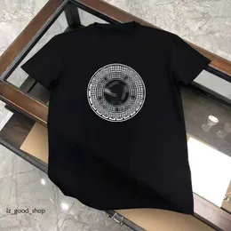 Versache gömlek tasarımcısı sıradan Versage tshirts erkek klasik mektup baskı moda tişört yaz paris unsex pamuk üstleri tee spor 844