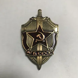 10 st helt nya Ryssland KGB Sovjetstatens säkerhetskommitté Badge Russian Emblem 53 mm Shpping Medal Army Badge234N