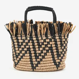 Wave Pattern Scattered Edge French Grass Woven Bag Niche Design Portable Color Blocking Bag Seaside Vacation Beach 240312