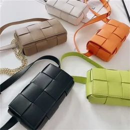 Магазины со скидкой, поясная сумка с кассетой, женская тканая маленькая сумка из натуральной кожи, новинка 2024 года, модная сумка через плечо, модный Instagram