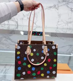 Klasyczne w ruchu 36 cm to torby x Yayoi Kusama Multicolor Dot TOTES Women Designer torebki Duża pojemność Torby na zakupy z małą okrągłą torebką M46379