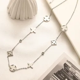 Special wholesale luxury brand Plated Necklace for Women Clover Pendant Necklace, Fashion Jewelry for Party Wedding Three pieces for sale
