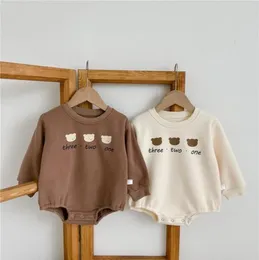 Macacões 018m nascidos meninos inverno grosso playsuit criança urso carta impressão manga longa em torno do pescoço manter quente macacão for6079591