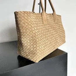 Top quality designer luxury Commuter bag shopping bag tote bag cabat top grade lambskin classic wide woven elements portable one shoulder size 51 * 18 * 28CM