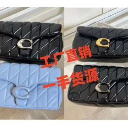 Tasarımcı çantaları% 90 indirimli daha ucuz moda aileler Yeni Lingge Toyby One Omuz Crossbody Underbody Under koltuklu çanta fermuar deri büyük kapasite