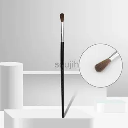 Makeup Brushes S Makeup Brushes Pro Precision Creas Detail Eye Up Brush Eyeshadow Pony Cosmetic Tools Exquisite LDD240313