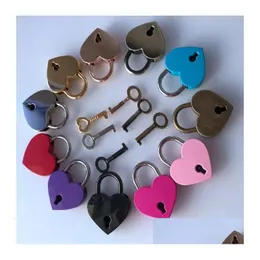 Party Favor Heart Shape Padlocks Vintage Old Antique Style Mini med nyckellås för resesmyckeslåda Dagbok Bok Sväskan Drop Delivery Otinw