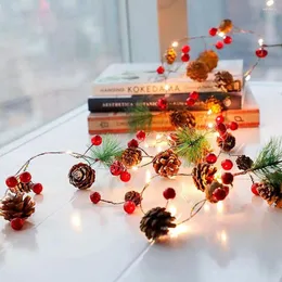 Cordas decoração feriado 20leds interior ao ar livre bateria operado luzes da corda decoração de natal fada pinha vermelho berry guirlanda