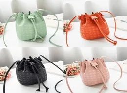 Fashion Kids Diamond Plaid prägling Purse Girls Pu Leater Bucket Bag Designer Children Messenger Lipstick Bags Women Mini Wallet 1504029