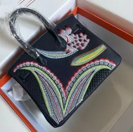 Borsa di design Handbag artico da 25 cm in edizione limitata di ricamo da ricamo da ricamo per toppest a mano in pelle di qualità a mano.