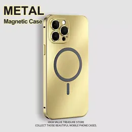 Capa magnética com moldura de metal de alumínio para iPhone 14 13 12 15 Pro Max Plus Magsafe com carregamento sem fio para PC Capa traseira para iPhone