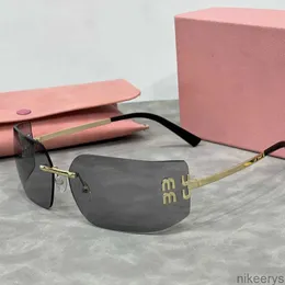 Luxus-Designer-Sonnenbrille für Damen, trendige und exquisite, beliebte rahmenlose Brillen mit Buchstaben, modische Metall-Sonnenbrille, Geschenkbox im Lieferumfang enthalten