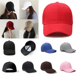 قبعات واسعة الحافة الكلاسيكية ألوان الصلبة قبعة البيسبول البسيطة المنحنية شمس القبعة قبعة الأزياء قابلة للتعديل للرجال النساء زوجين