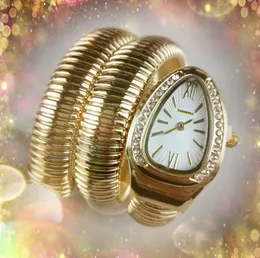 Orologi da donna di alta qualità modello top Moda casual Piccole donne Movimento al quarzo lunare Anello in oro rosa con diamanti Orologio a forma di serpente Orologio da donna con bracciale da donna