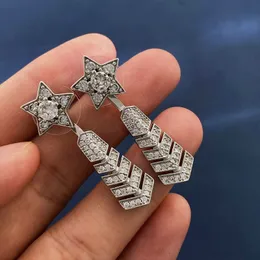 Stud White Plated Crystal Christmas Tree Pentagram Stamps Earrings Jewelry Letter Wedding Gift Factory Partihandel med dammväska