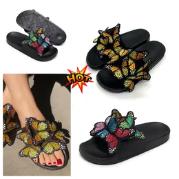 2024 Designer Sandal Clogs Slide Mężczyźni Kobiety Flip Flip Flop Bluckle Slajders Futro Outdoor Fashion Summer Slipper Shoe Gai 36-45
