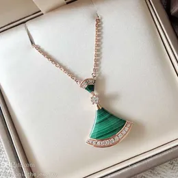 DesignerJewelry divas dream Necklaces designers Fan shape necklace diamonds White pink Green Chalcedony small skirt female elegant jewelry for women valentines d