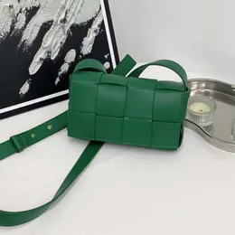 Desconto Lojas de moda feminina bolsa xadrez tecido portátil pequeno quadrado cintura crossbody ombro na moda e luz luxo