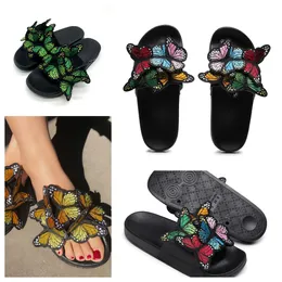 2024 Designer Sandal Clogs Slajdes Men Women Flips Flop Blucks Slajders Furt Outdoors Moda Summer Slipper Shoe Gai 36-45