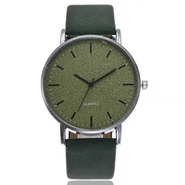 손목 시계 2020 패션 그린 시계 남자 캐주얼 손목 시계 가죽 밴드 쿼츠 시계 남자 브랜드 시계 저렴한 가격 repulinol2303