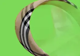 2Colors Super Quality Classic BLetter Designers Headband Mix Colors Stripes Pattern Brand Headband Women Hair Hoop Hair Accessori4596662