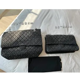 Damskie dżinsowe gradient Gradient XL xxl na lotnisku torby na ramię srebrne metalowe sprzęt Matelasse łańcuch crossbody torebki na ramię duża pojemność bagaż podróży 36 cm/42 cm