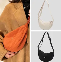 Designer 23SS Lululemens Bag Womens نفس النمط المائل عبر Bun Bun Leisure Nylon الكتف Yoga Sport Crossbody