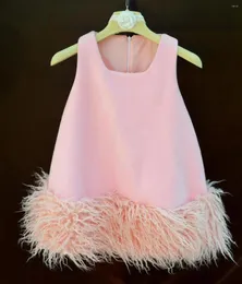 Abiti da ragazza Autunno neonate Classico elegante abito in pelliccia scozzese senza maniche per bambini Abiti da principessa Gilet per feste per spettacoli di compleanno