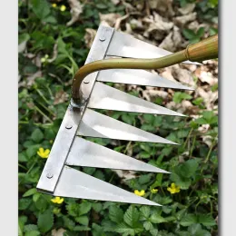 Tillbehör Hoe Weeding Rake Farm Tool Weeding and Turning the Ground Loose Soil Artefact Nail Rake Tool Artifact Harrow Agricultural Tools