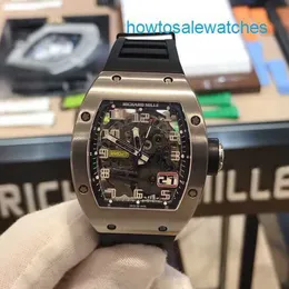 Famoso relógio RM Relógio Grestest Série de relógios ocos com exibição de data 48 * 40mm RM029 Liga de titânio totalmente oco