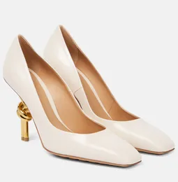 Najlepsze luksusowe kobiety złota wykończone metalowe węzeł pięta kwadratowe palce miękkie skórzane jambskinowe dama impreza sandały ślubne buty EU35-43 z pudełkiem