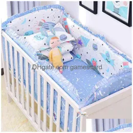 Sponde per letto 6 pezzi / set Set di biancheria da letto per culla di design blu universo in cotone Lenzuola per bambini per bambini includono paracolpi per lettino federa Aa220326 Dh8Fn