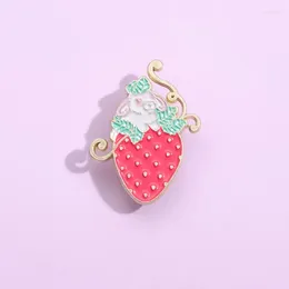 Brooches Cartoon Enamel Pins Strawberry Lapel Badges Cute Sweet Fruits Jewelry Gift For Woman Friends Wholesale