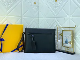 Дизайнерская сумочка Модная сумочка под мышками Кожаная сумка Courier Съемный ремешок на запястье Застежка-молния, открывающаяся и закрывающаяся, мужская и женская идентичная сумка-клатч оптом