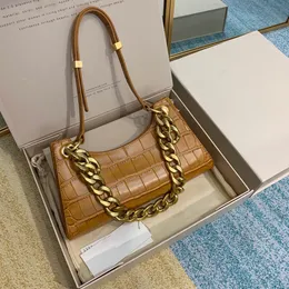 Tasarımcı çanta çanta omuz çantası kadın için l uxury çanta tasarımcısı seyahat crossbody omuz debriyaj moda gerçek gerçek deri alt koltuk çantası çapraz çantalar